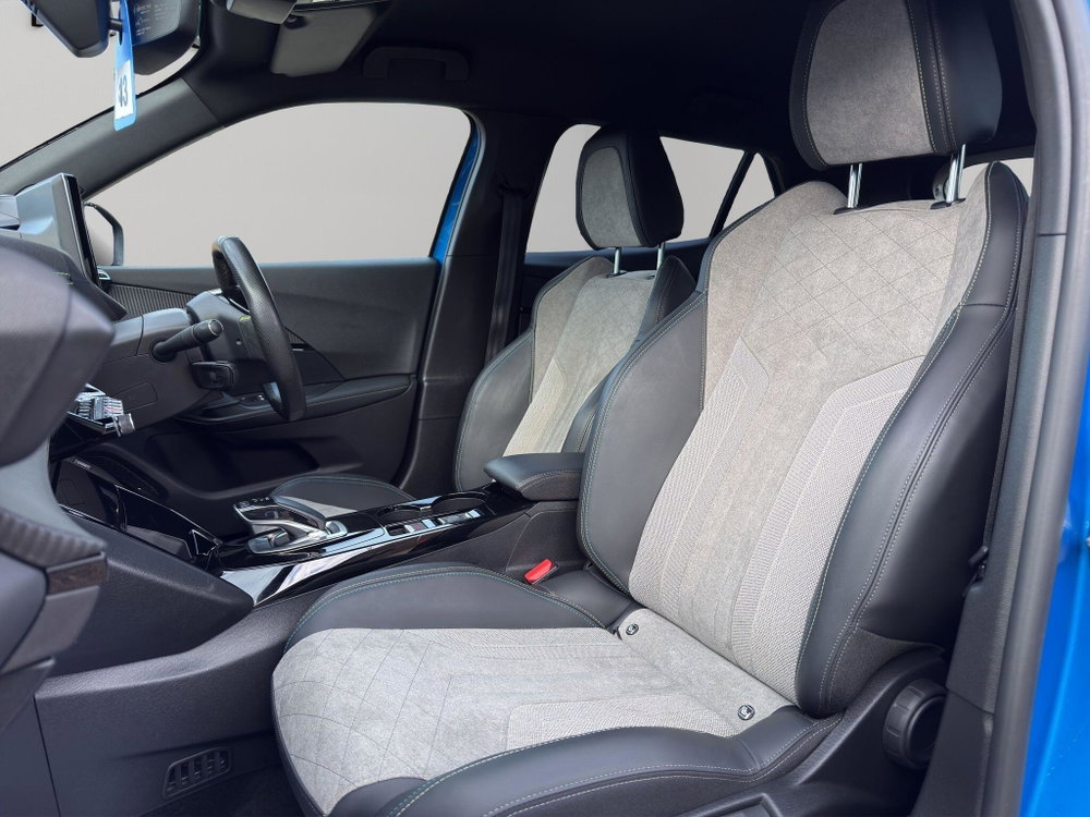 Peugeot E-2008 50kWh GT Premium Auto 5dr