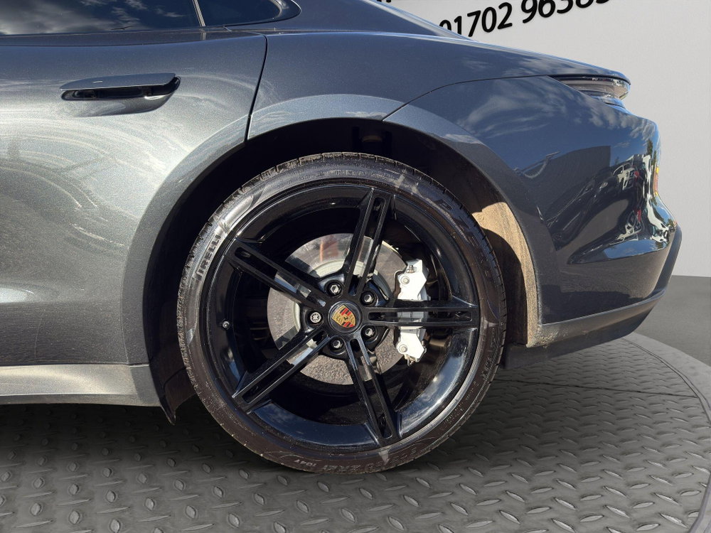 Porsche Taycan Performance Plus 93.4kWh 4S Auto 4WD 4dr (11kW Charger)