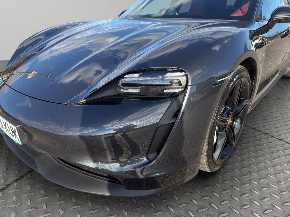 Porsche Taycan Performance Plus 93.4kWh 4S Auto 4WD 4dr (11kW Charger)