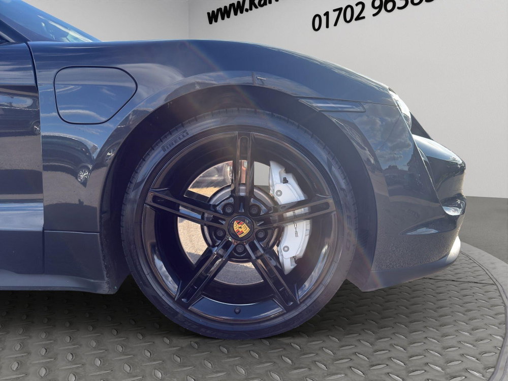 Porsche Taycan Performance Plus 93.4kWh 4S Auto 4WD 4dr (11kW Charger)