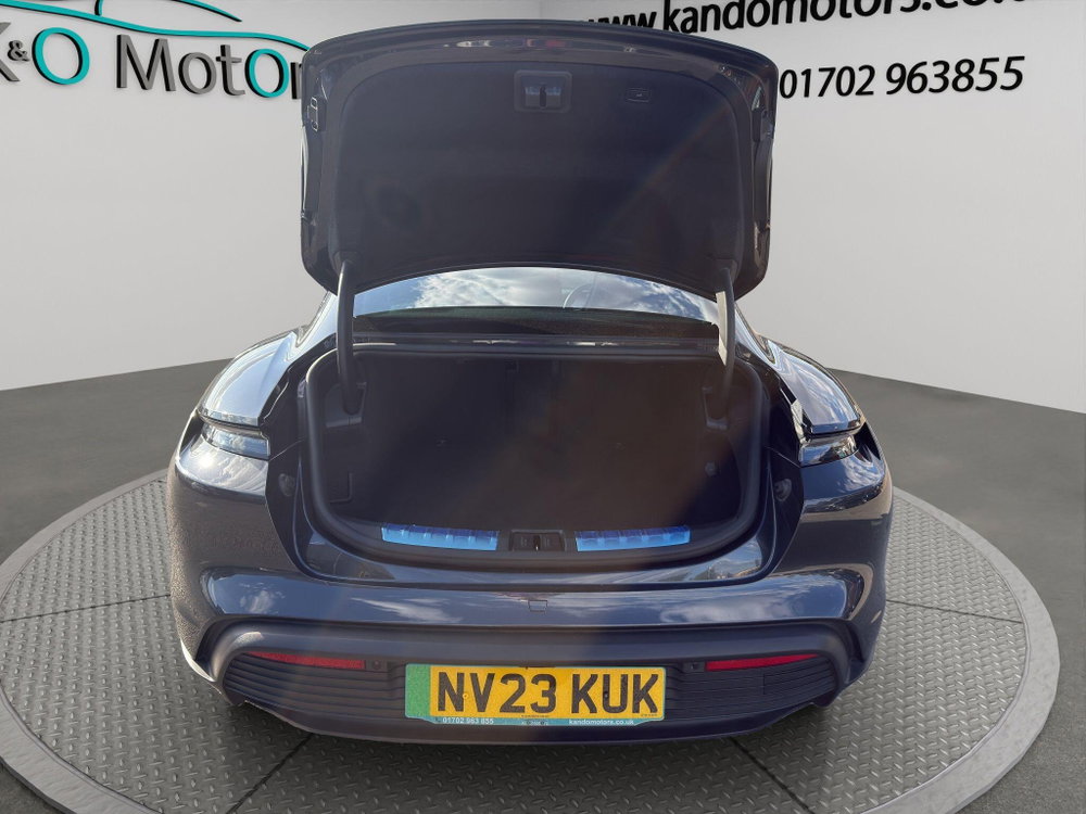Porsche Taycan Performance Plus 93.4kWh 4S Auto 4WD 4dr (11kW Charger)