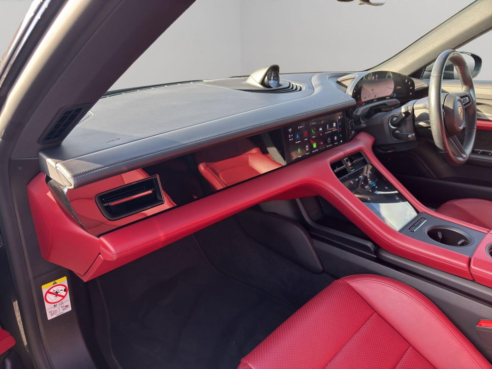 Porsche Taycan Performance Plus 93.4kWh 4S Auto 4WD 4dr (11kW Charger)