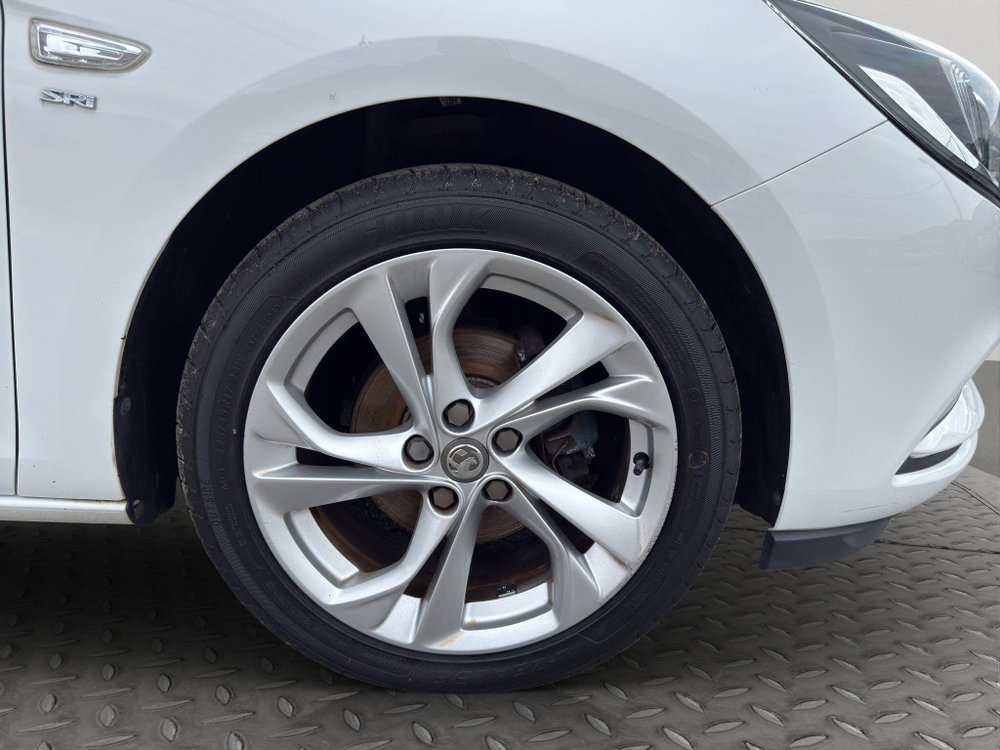 Vauxhall Astra 1.4i SRi Euro 6 5dr