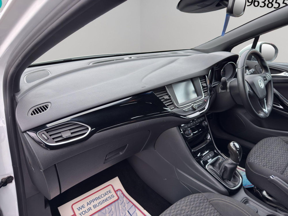 Vauxhall Astra 1.4i SRi Euro 6 5dr