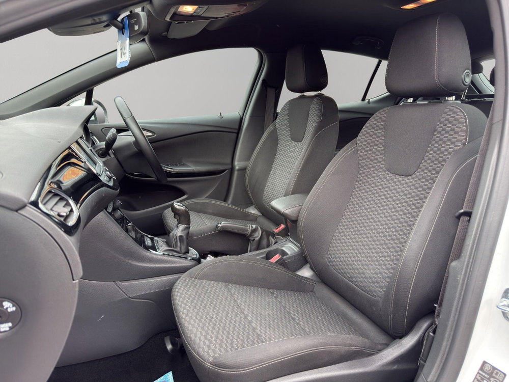 Vauxhall Astra 1.4i SRi Euro 6 5dr