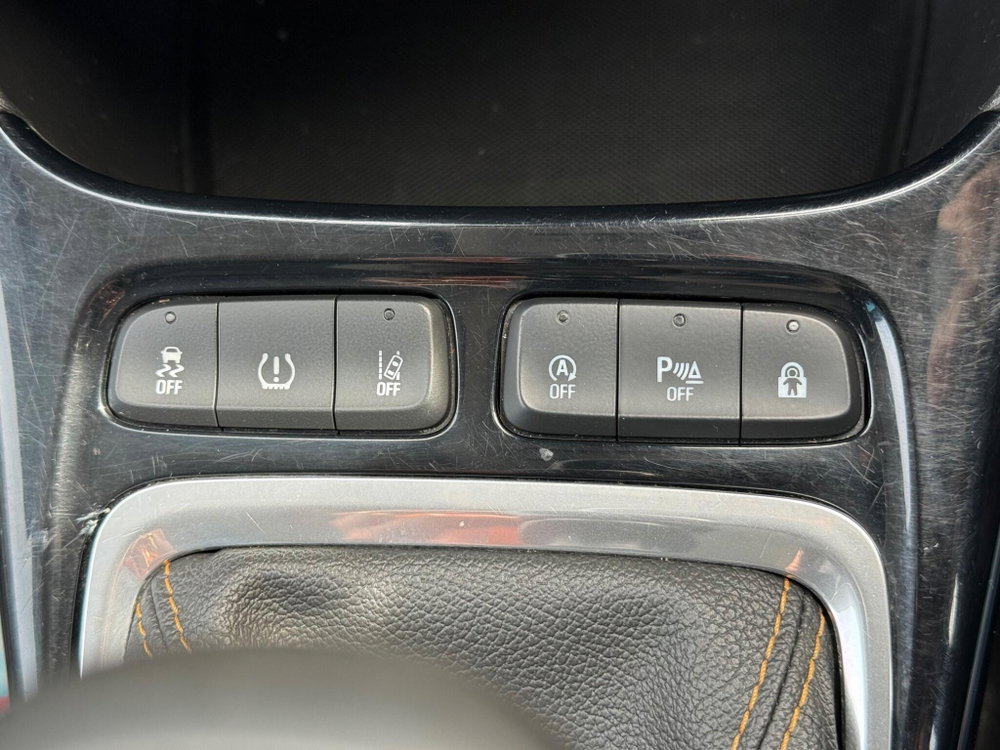 Vauxhall Crossland X 1.2 Turbo GPF Tech Line Nav Euro 6 (s/s) 5dr