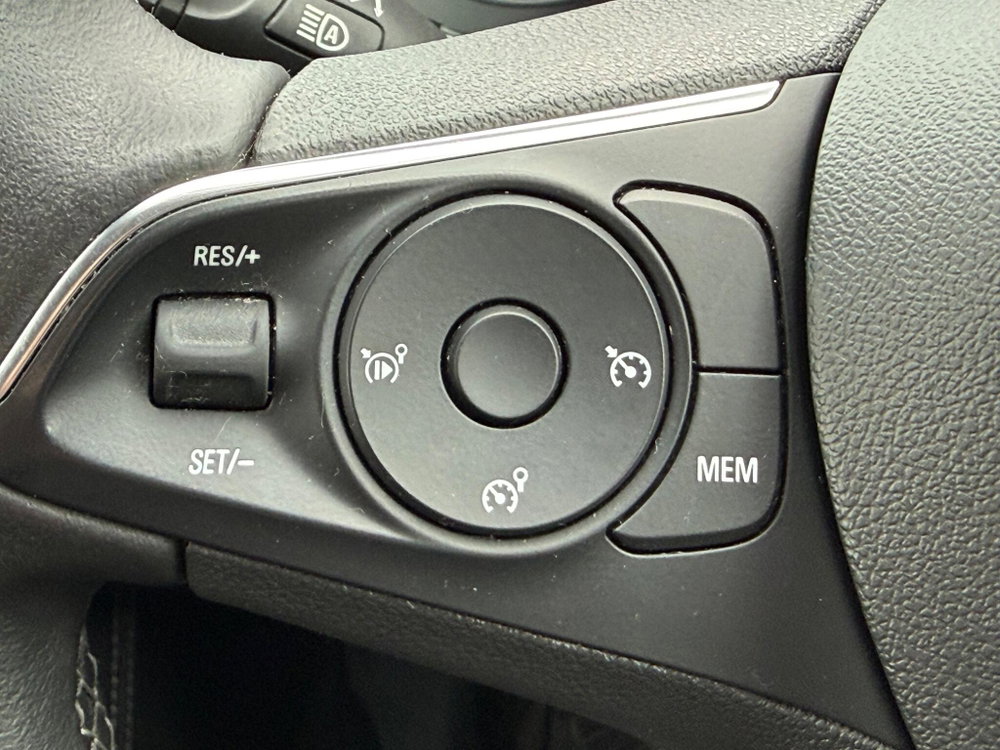 Vauxhall Grandland X 1.6 Turbo D BlueInjection Sport Nav Euro 6 (s/s) 5dr