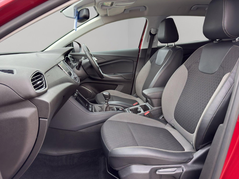Vauxhall Grandland X 1.6 Turbo D BlueInjection Sport Nav Euro 6 (s/s) 5dr