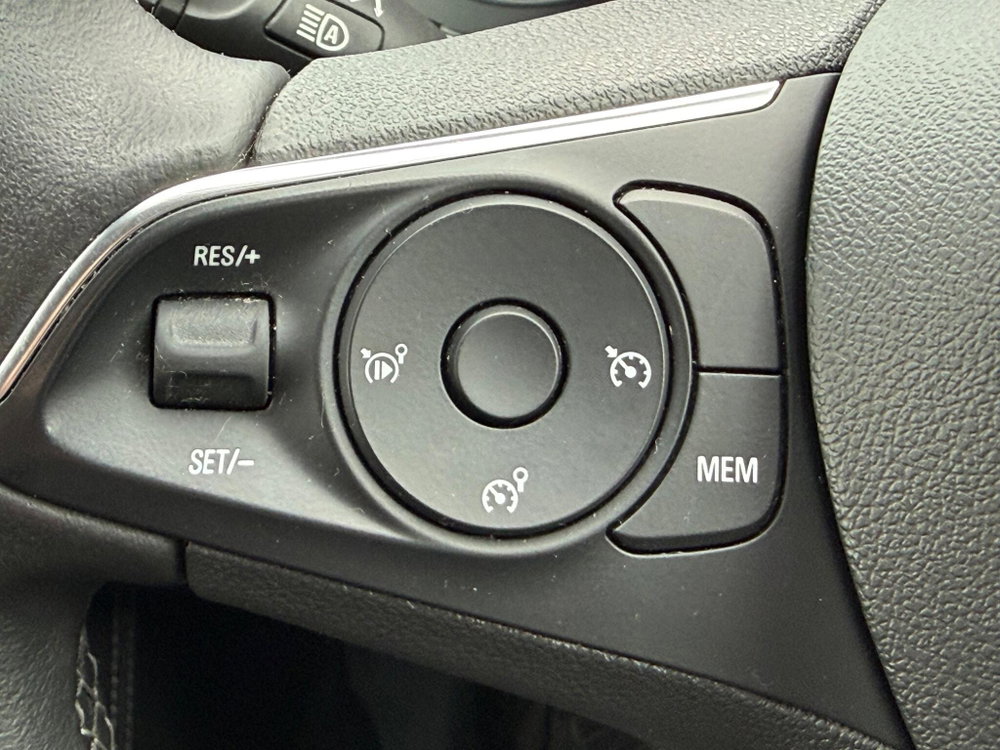 Vauxhall Grandland X 1.6 Turbo D BlueInjection Sport Nav Euro 6 (s/s) 5dr