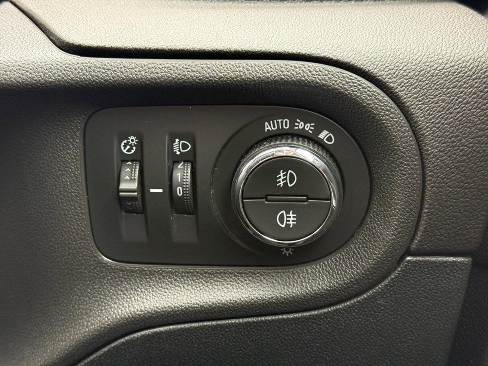 Vauxhall Grandland X 1.6 Turbo D BlueInjection Sport Nav Euro 6 (s/s) 5dr