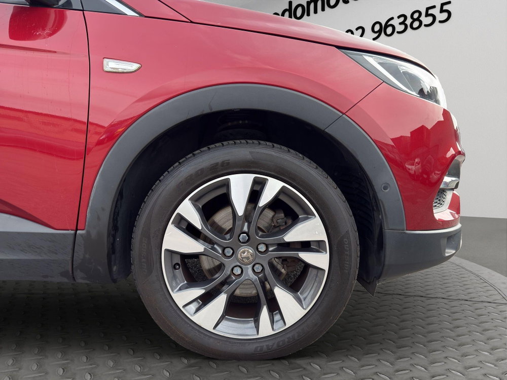 Vauxhall Grandland X 1.2 Turbo SRi Nav Auto Euro 6 (s/s) 5dr