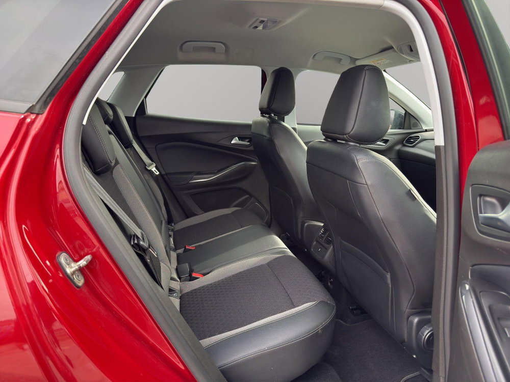 Vauxhall Grandland X 1.2 Turbo SRi Nav Auto Euro 6 (s/s) 5dr
