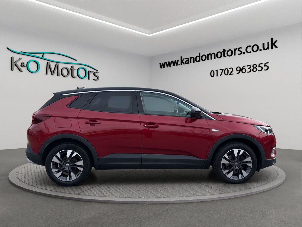 Vauxhall Grandland X 1.2 Turbo SRi Nav Auto Euro 6 (s/s) 5dr