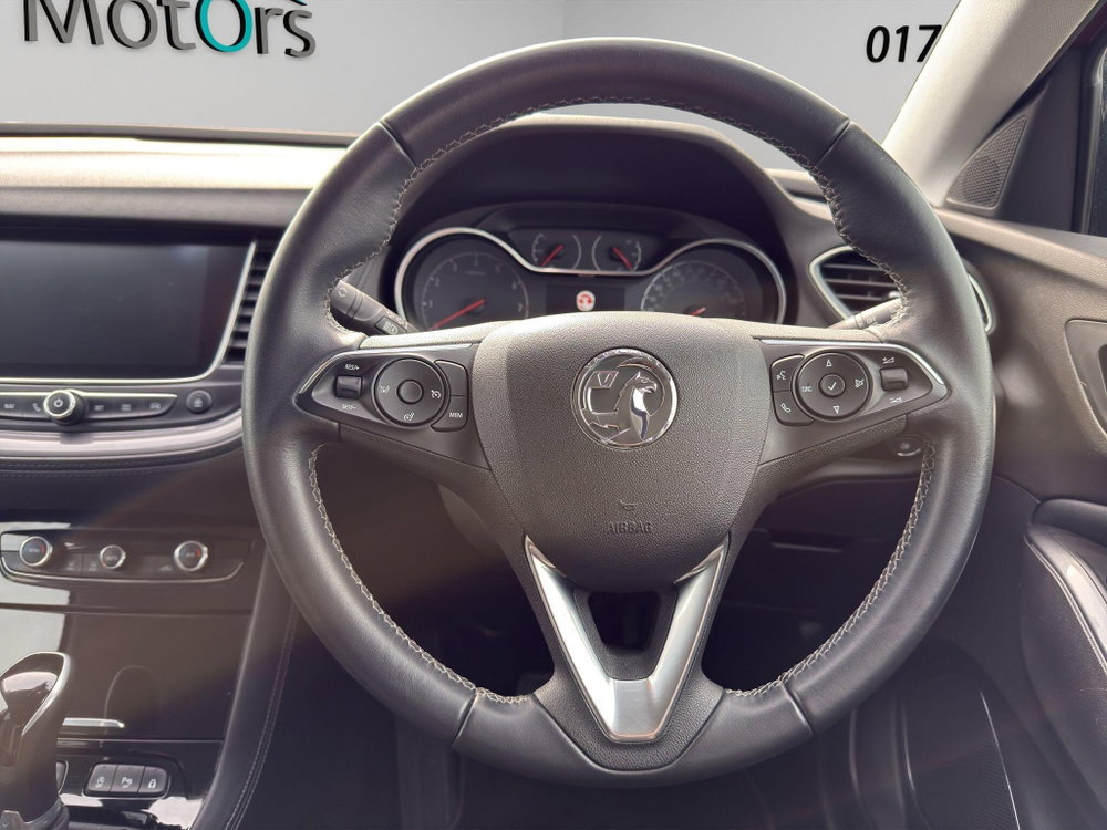 Vauxhall Grandland X 1.2 Turbo SRi Nav Auto Euro 6 (s/s) 5dr