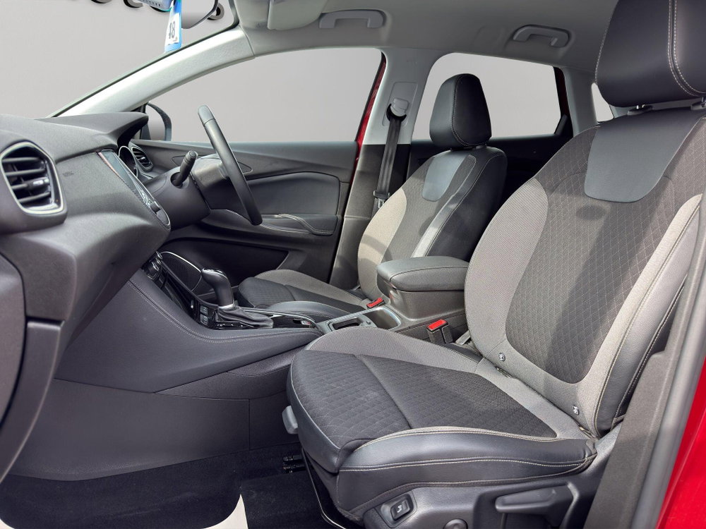 Vauxhall Grandland X 1.2 Turbo SRi Nav Auto Euro 6 (s/s) 5dr