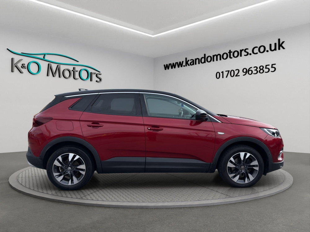 Vauxhall Grandland X 1.2 Turbo SRi Nav Auto Euro 6 (s/s) 5dr