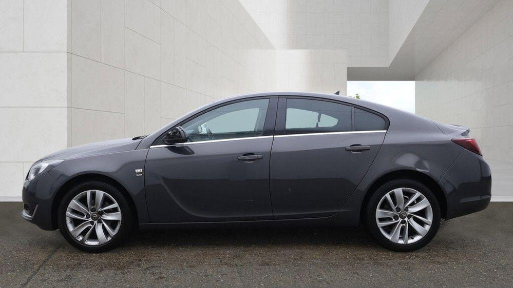 Vauxhall Insignia 1.8i SRi Nav Euro 6 5dr