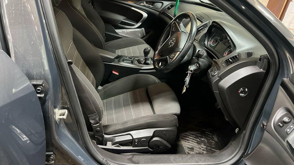 Vauxhall Insignia 1.8i SRi Nav Euro 6 5dr