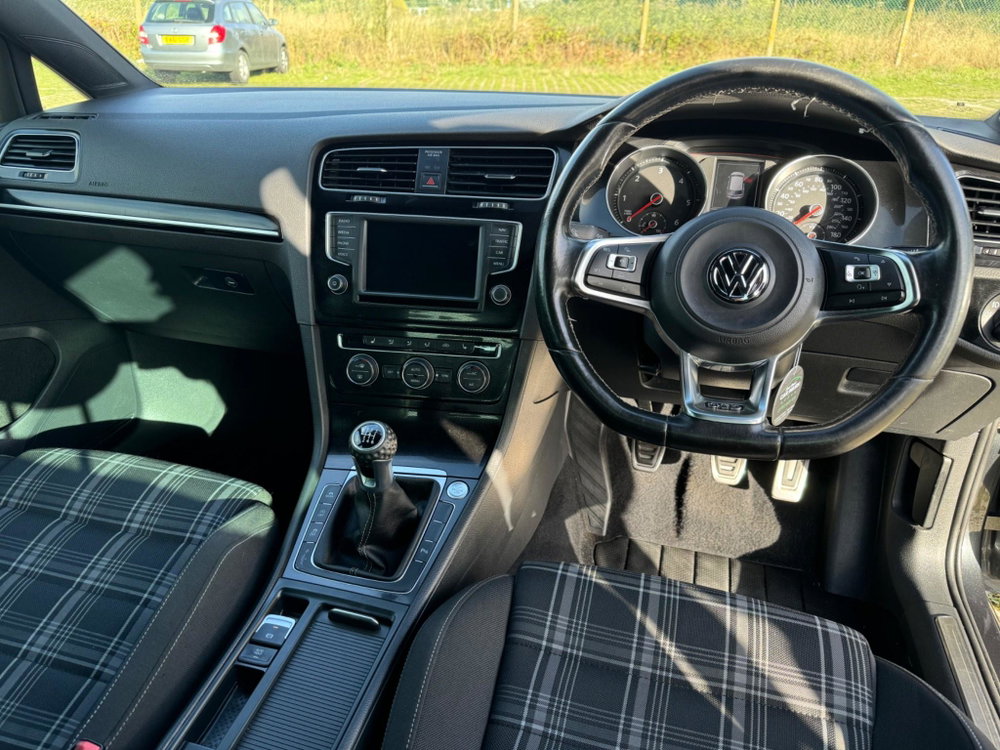 Volkswagen Golf 2.0 TDI BlueMotion Tech GTD Euro 6 (s/s) 5dr