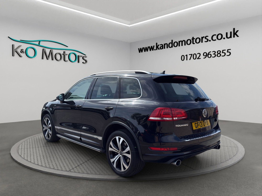 Volkswagen Touareg 3.0 TDI V6 BlueMotion Tech R-Line Tiptronic 4WD Euro 5 (s/s) 5dr