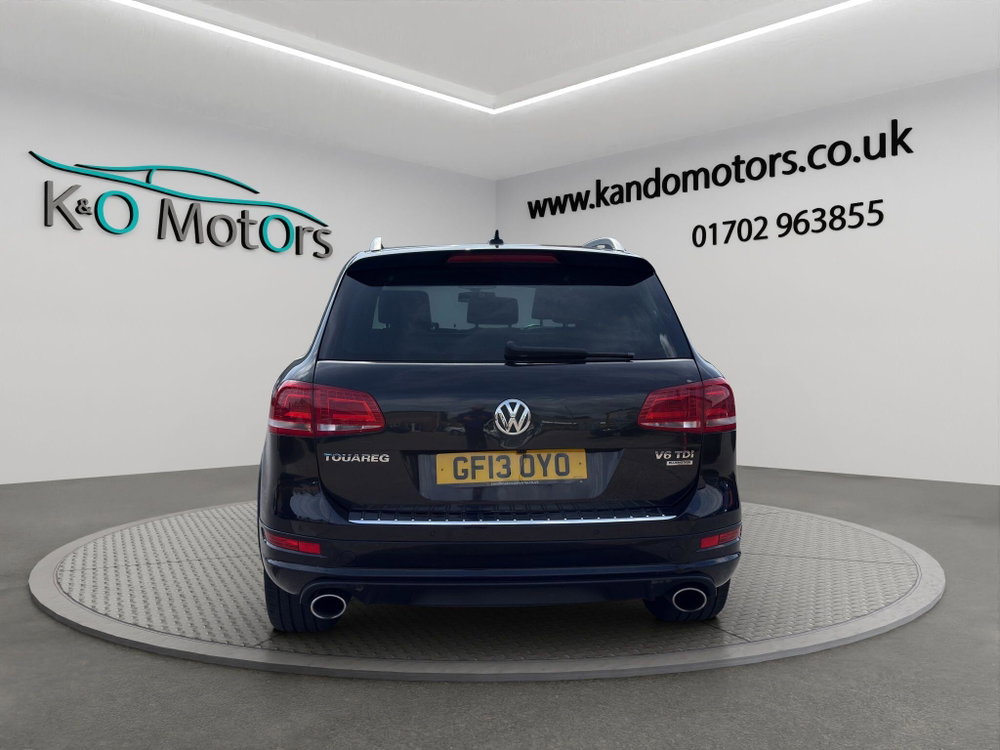 Volkswagen Touareg 3.0 TDI V6 BlueMotion Tech R-Line Tiptronic 4WD Euro 5 (s/s) 5dr