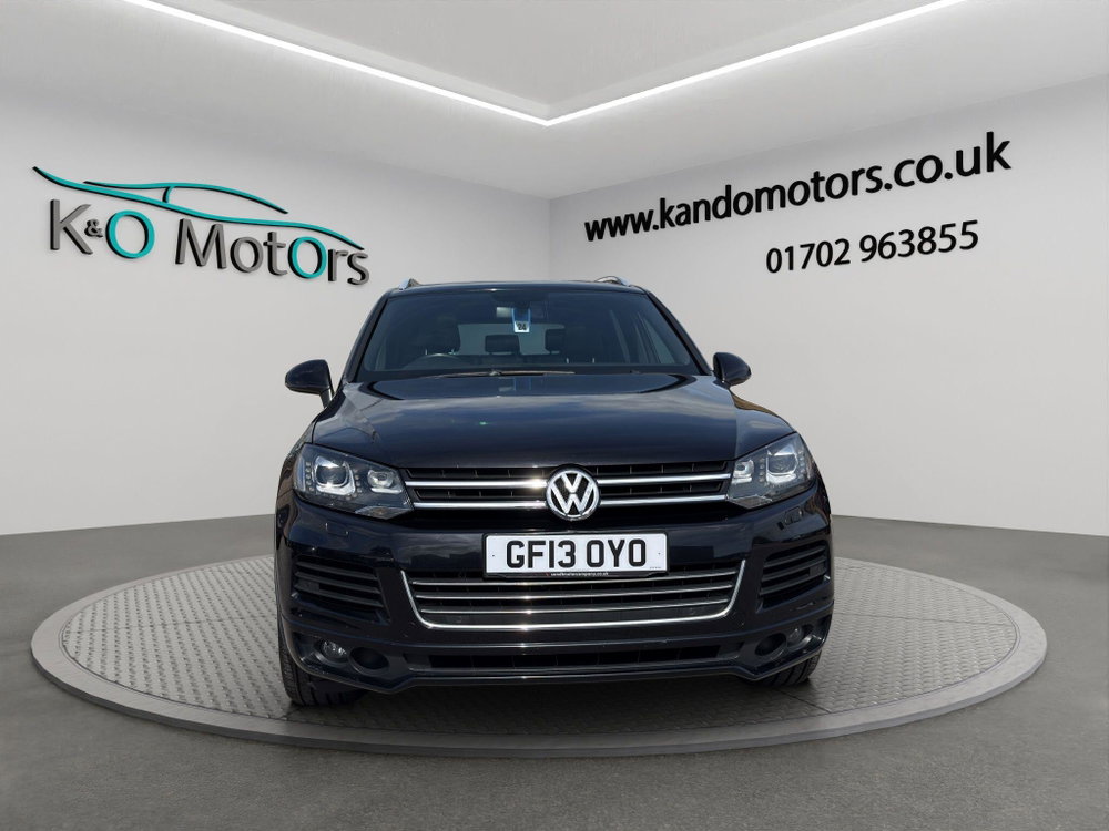 Volkswagen Touareg 3.0 TDI V6 BlueMotion Tech R-Line Tiptronic 4WD Euro 5 (s/s) 5dr