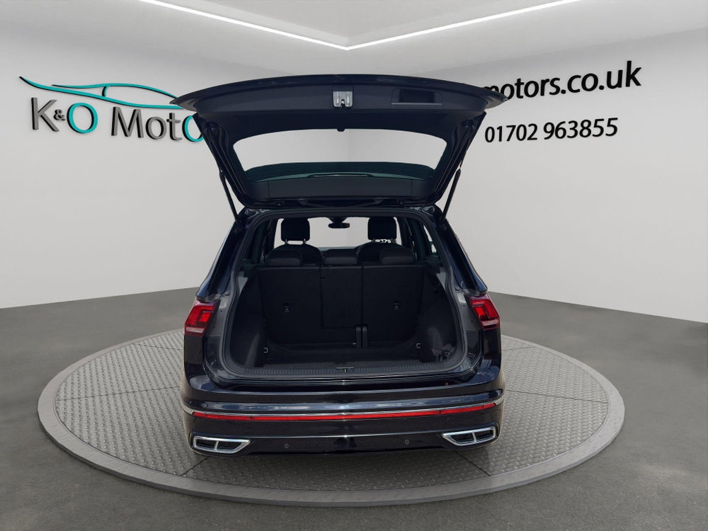 Volkswagen Tiguan 1.5 TSI R-Line DSG Euro 6 (s/s) 5dr