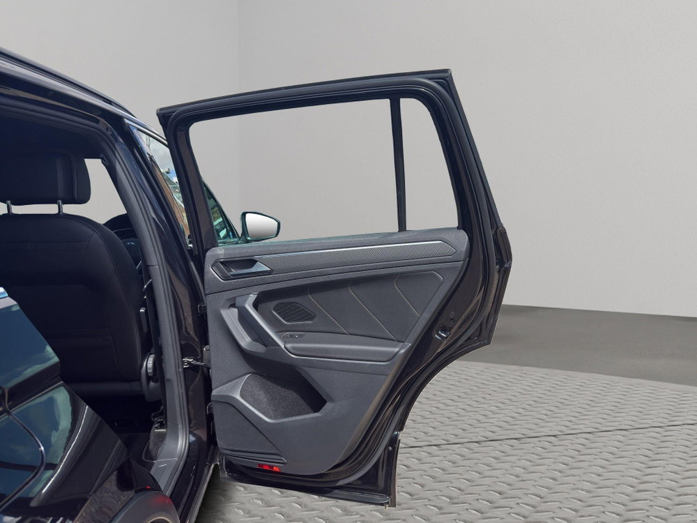 Volkswagen Tiguan 1.5 TSI R-Line DSG Euro 6 (s/s) 5dr