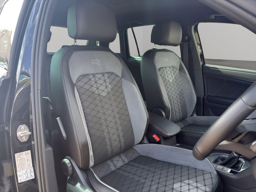 Volkswagen Tiguan 1.5 TSI R-Line DSG Euro 6 (s/s) 5dr