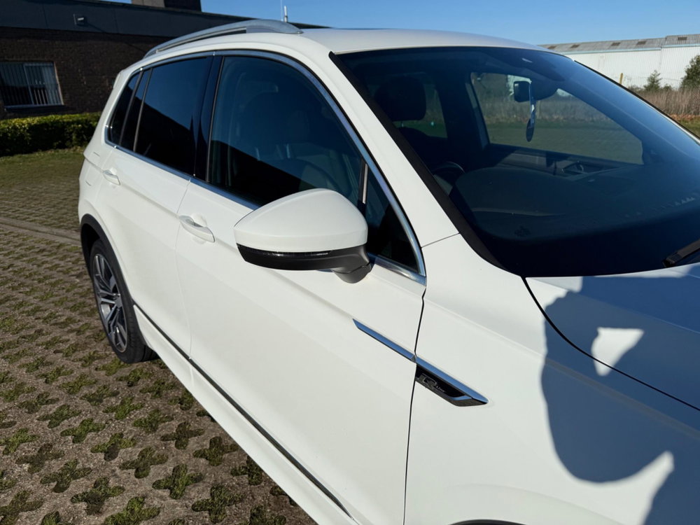 Volkswagen Tiguan 2.0 TDI BlueMotion Tech R-Line DSG 4Motion Euro 6 (s/s) 5dr