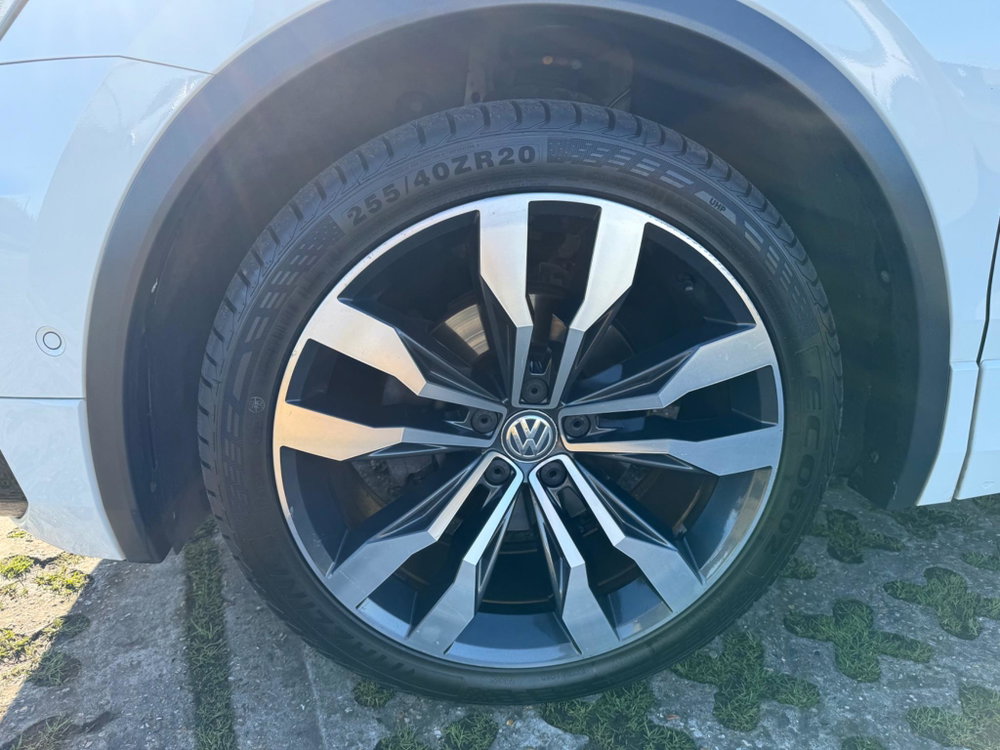 Volkswagen Tiguan 2.0 TDI BlueMotion Tech R-Line DSG 4Motion Euro 6 (s/s) 5dr