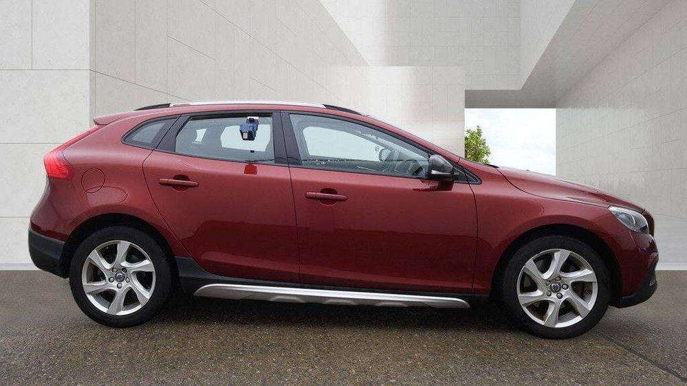 Volvo V40 Cross Country 2.0 D2 Lux Auto Euro 6 (s/s) 5dr