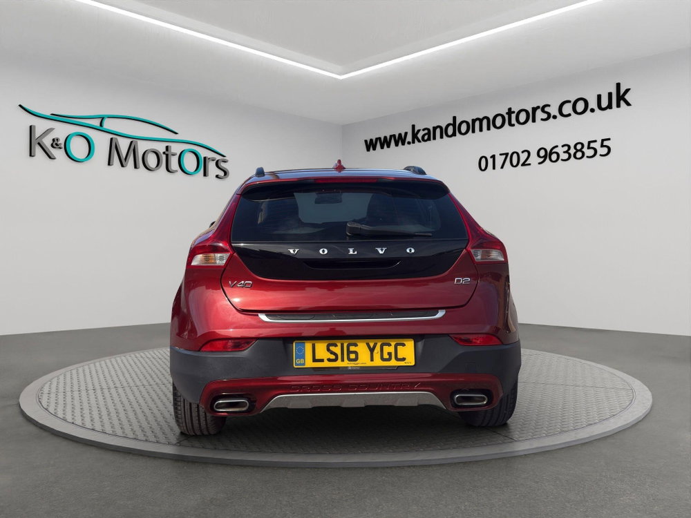 Volvo V40 Cross Country 2.0 D2 Lux Auto Euro 6 (s/s) 5dr