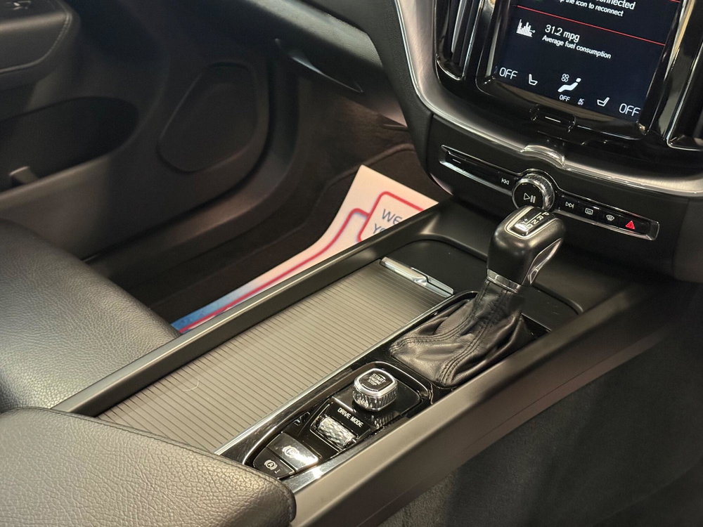 Volvo XC60 2.0 D4 Momentum Auto AWD Euro 6 (s/s) 5dr