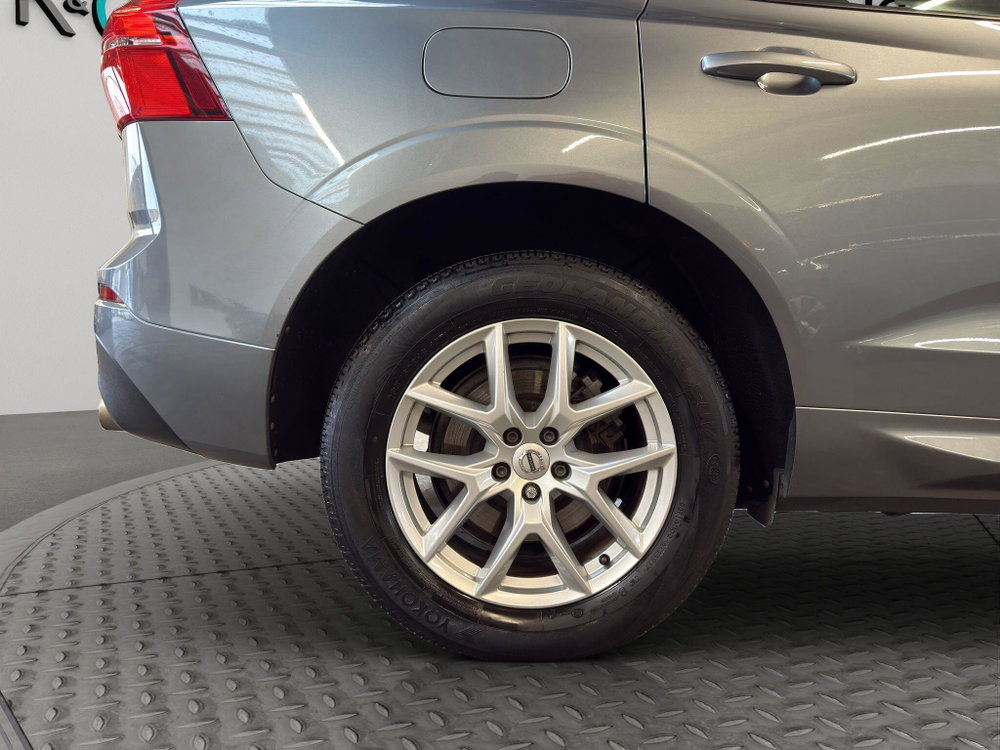 Volvo XC60 2.0 D4 Momentum Auto AWD Euro 6 (s/s) 5dr