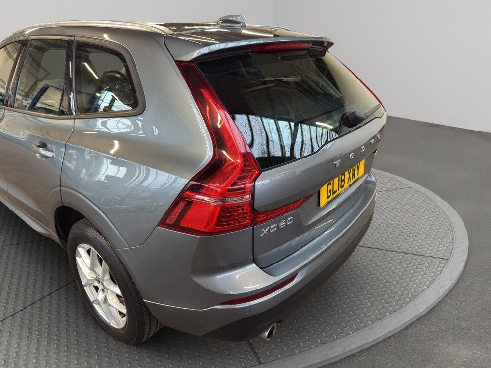 Volvo XC60 2.0 D4 Momentum Auto AWD Euro 6 (s/s) 5dr