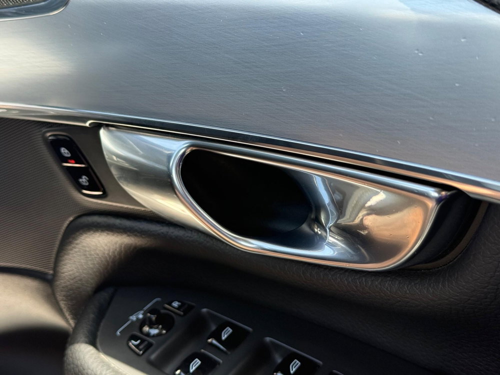 Volvo XC90 2.0 D5 PowerPulse Momentum Auto 4WD Euro 6 (s/s) 5dr