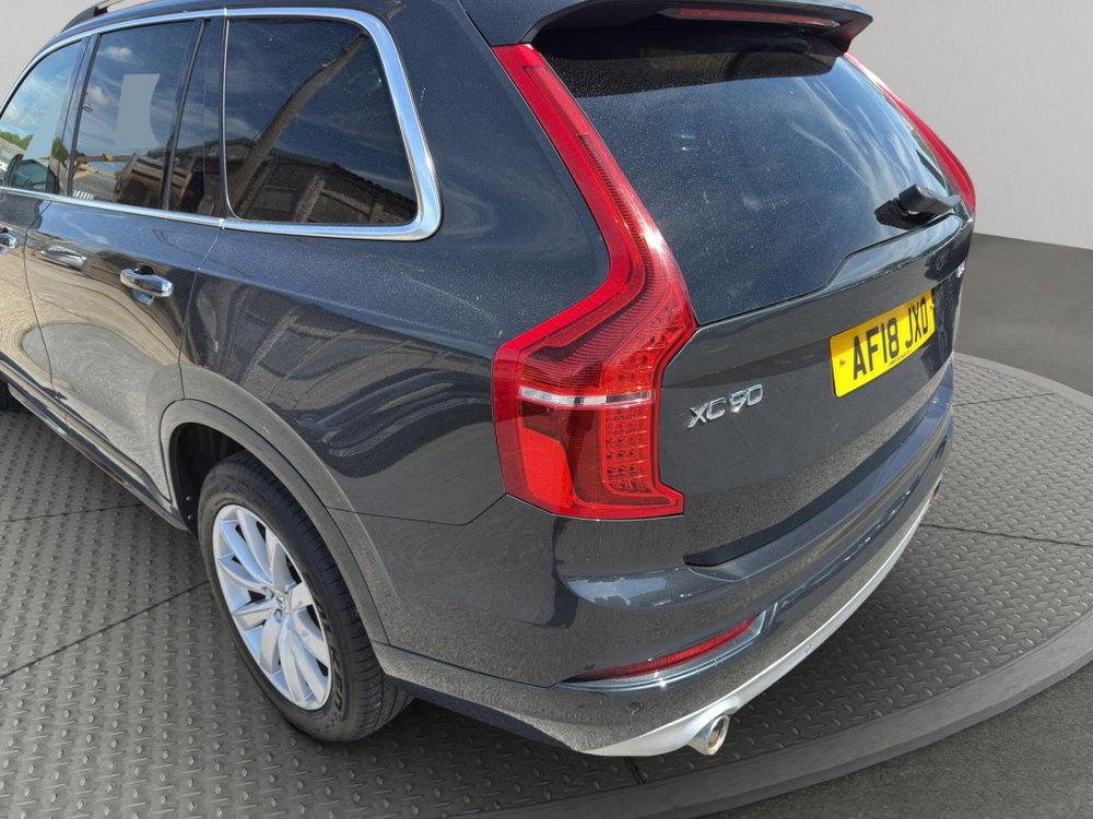 Volvo XC90 2.0 D5 PowerPulse Momentum Auto 4WD Euro 6 (s/s) 5dr