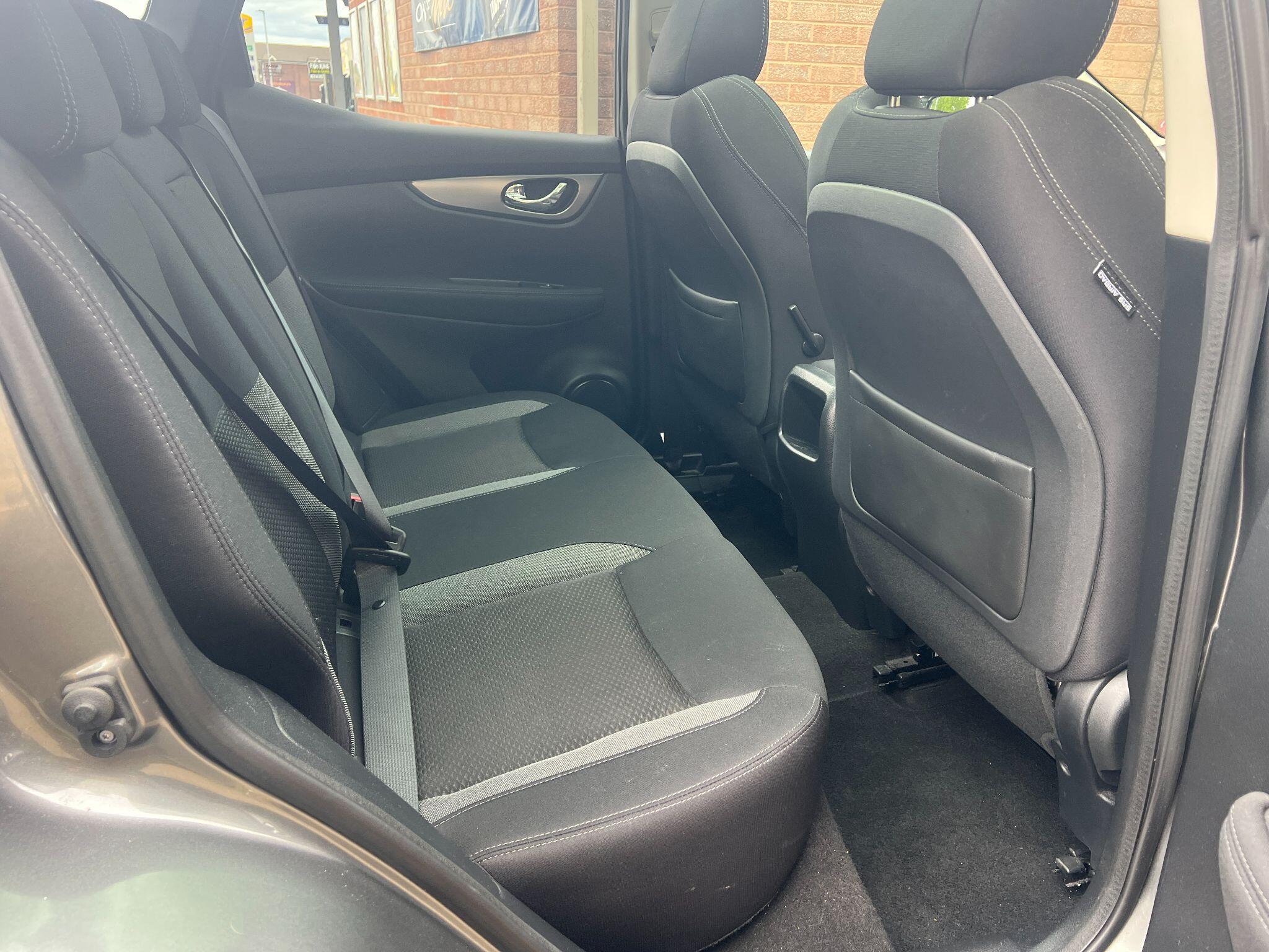 Nissan Qashqai 1.2 DIG-T N-Connecta Euro 6 (s/s) 5dr 5dr Manual 2026