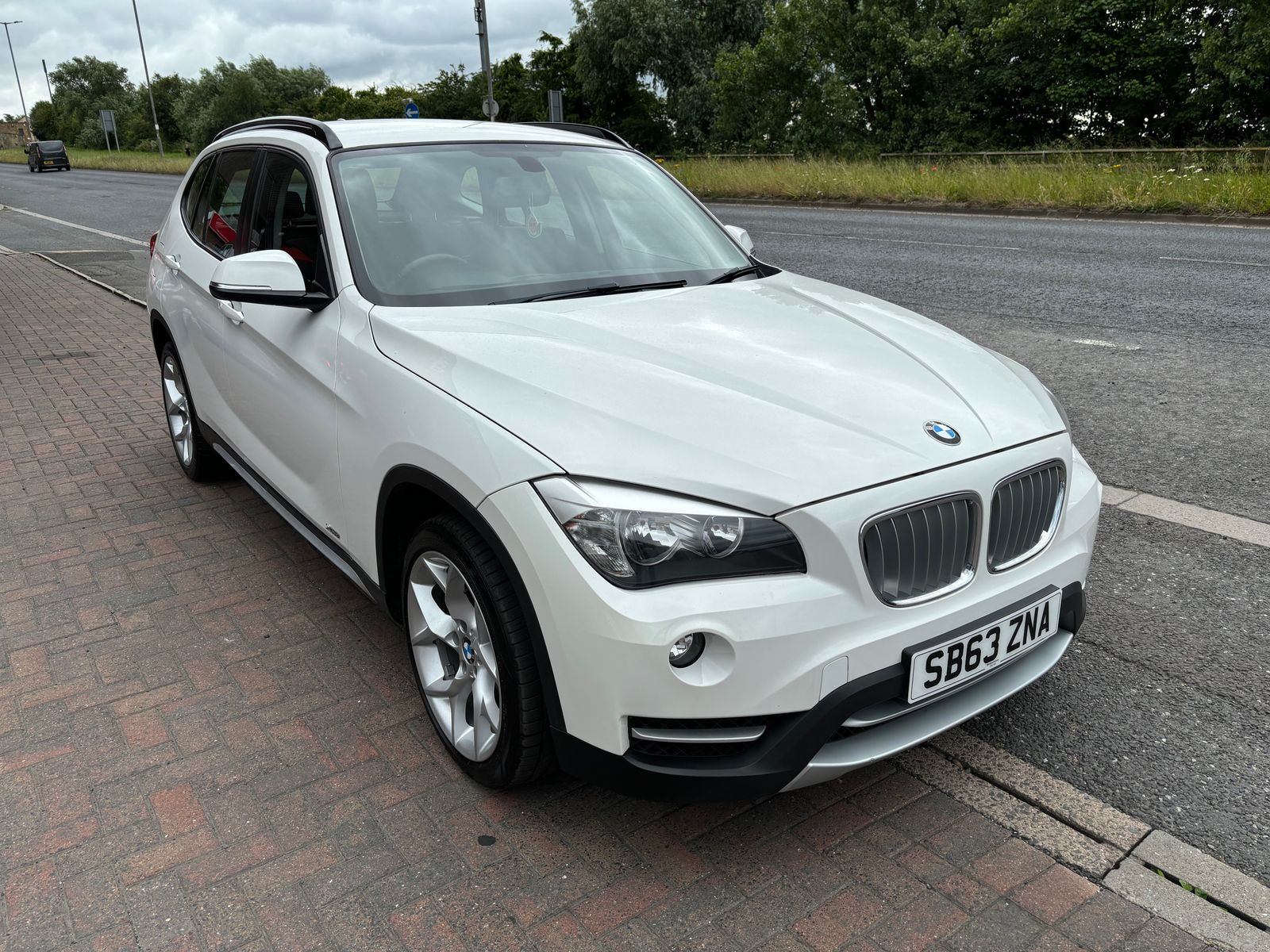 BMW X1 2.0L XDRIVE18D XLINE SUV 5dr Diesel Automatic Euro 5 (141 bhp) 5dr Automatic 2026