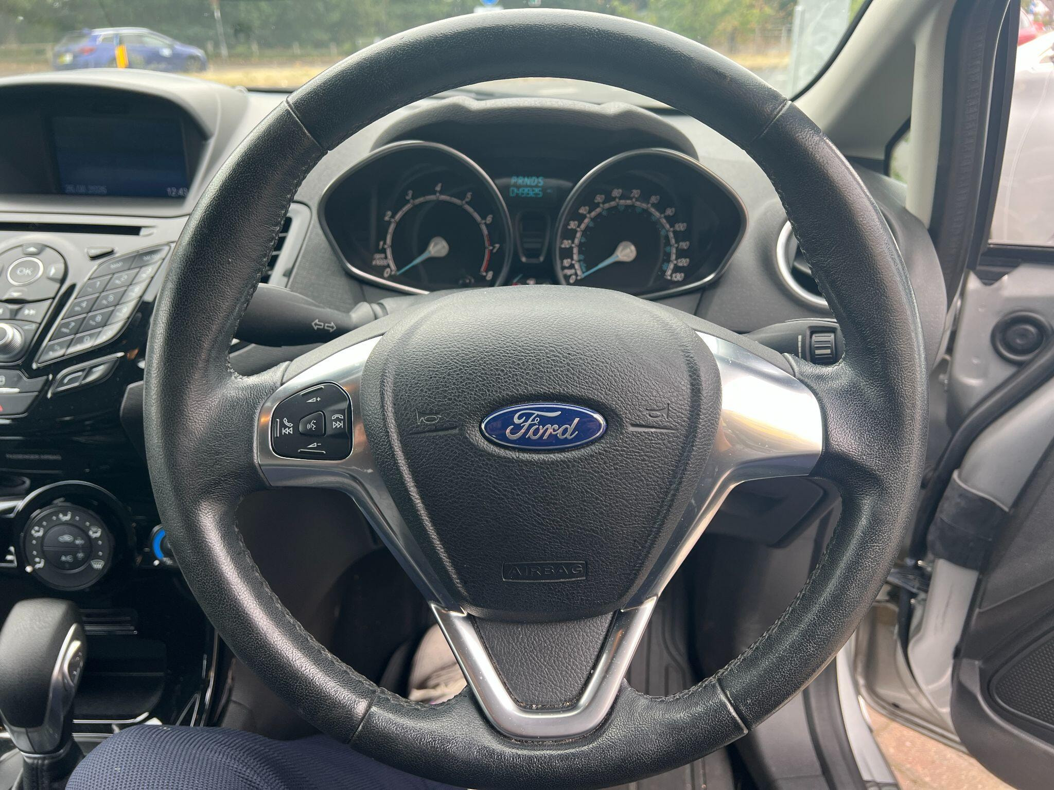 Ford Fiesta 1.0T EcoBoost Zetec Hatchback 5dr Petrol Powershift Euro 6 (100 ps) 5dr Automatic 2026