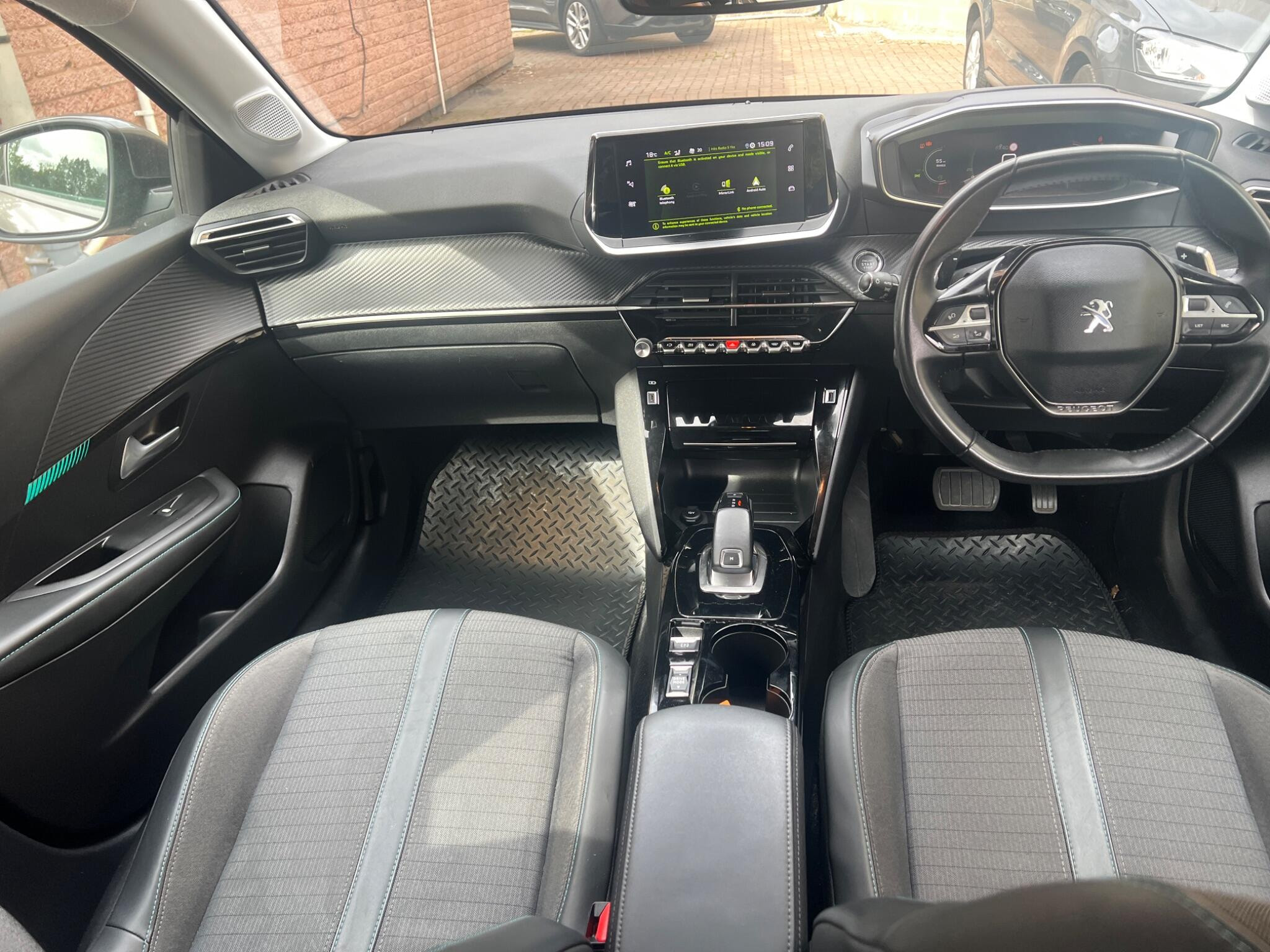 Peugeot 208 1.2 PureTech Allure EAT Euro 6 (s/s) 5dr 5dr Automatic 2026