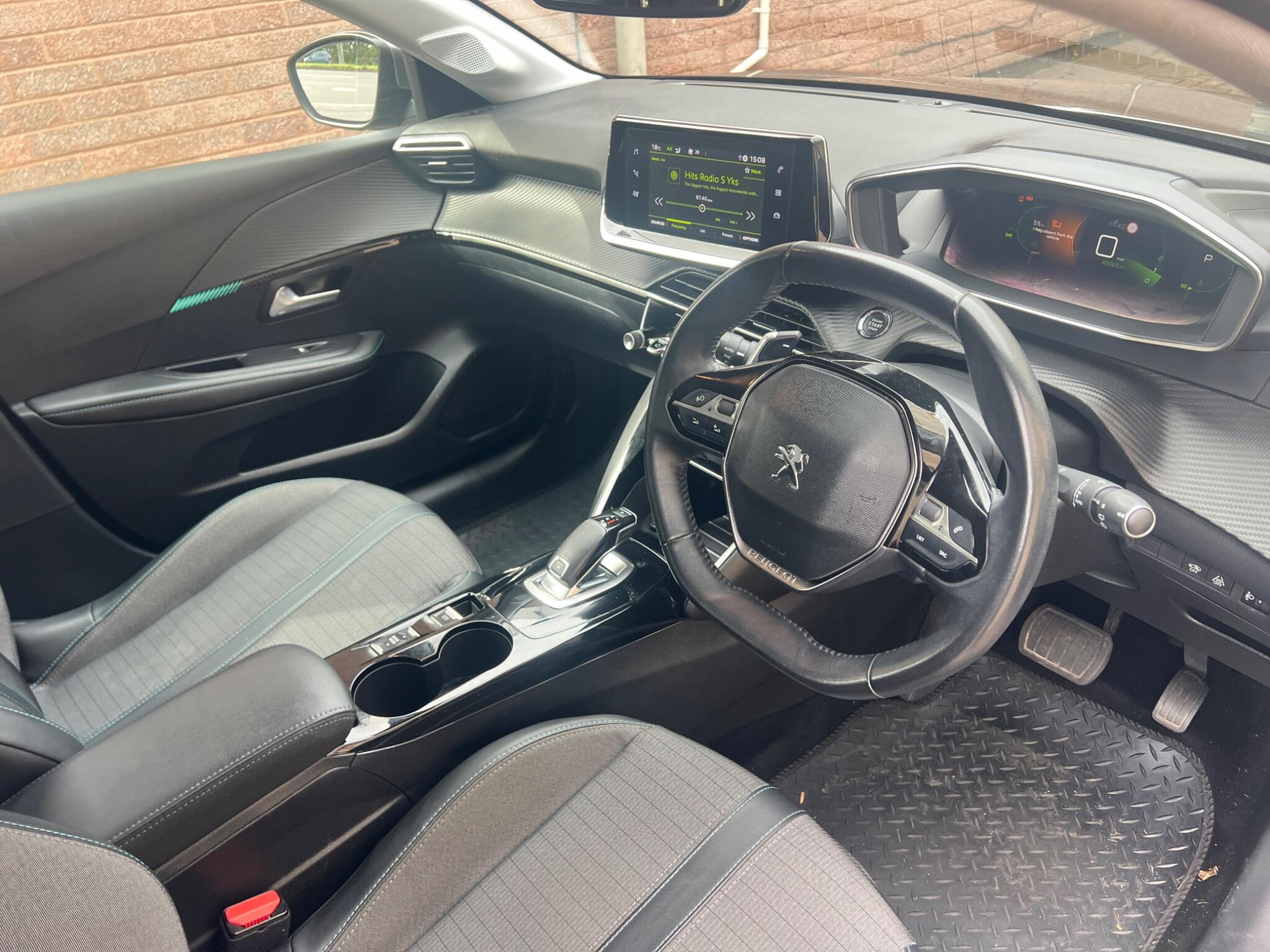 Peugeot 208 1.2 PureTech Allure EAT Euro 6 (s/s) 5dr 5dr Automatic 2026
