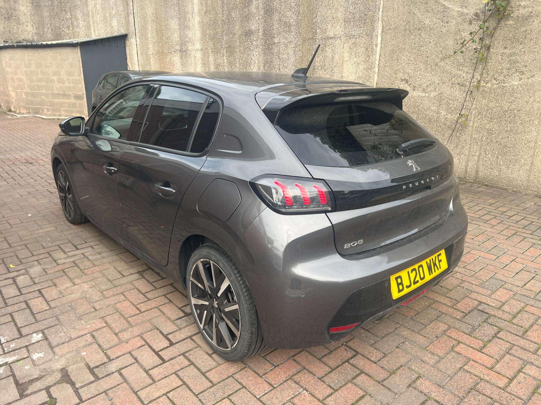 Peugeot 208 1.2 PureTech Allure EAT Euro 6 (s/s) 5dr 5dr Automatic 2026