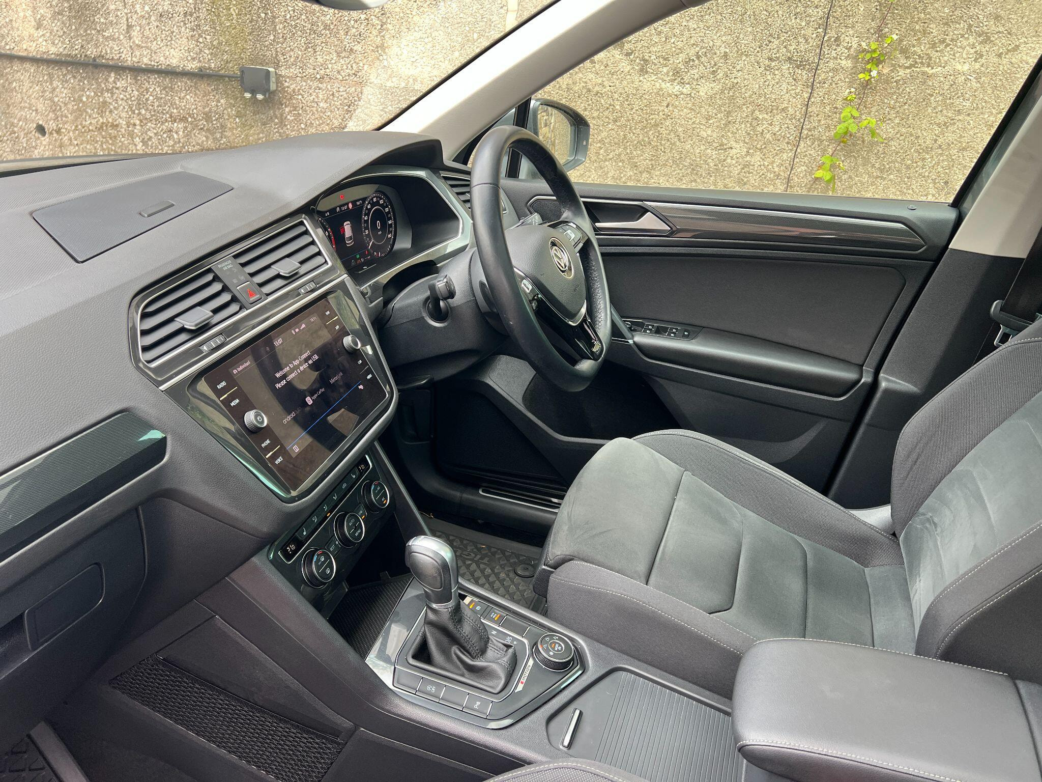 Volkswagen Tiguan 2.0 TSI SEL DSG 4Motion Euro 6 (s/s) 5dr 5dr Automatic 2026