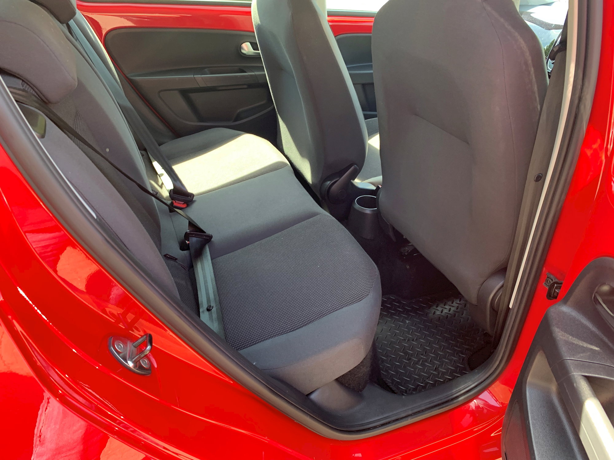 Volkswagen UP HIGH UP 5dr Manual 2026