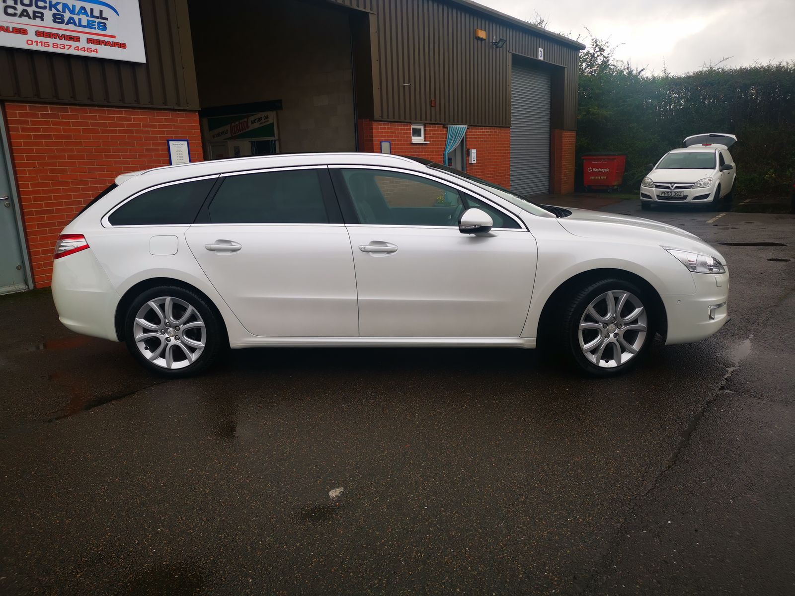 Peugeot 508 2.0L HDI SW ALLURE Estate 5dr Diesel Manual Euro 5 (163 bhp) 5dr Manual 2026