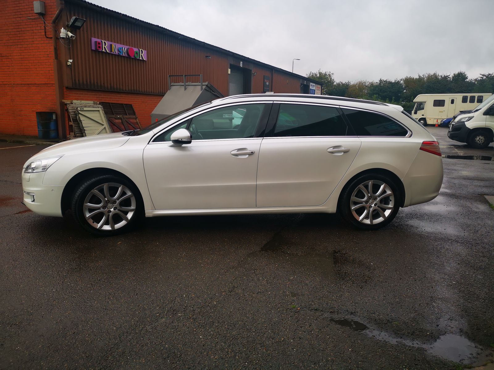 Peugeot 508 2.0L HDI SW ALLURE Estate 5dr Diesel Manual Euro 5 (163 bhp) 5dr Manual 2026