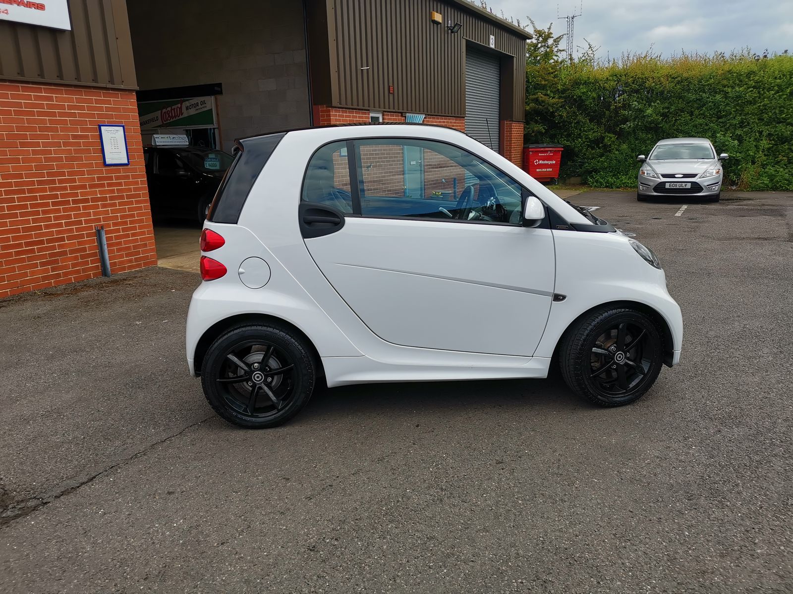 Smart ForTwo 1.0L GRANDSTYLE EDITION Coupe 3dr Petrol Automatic Euro 5 (84 bhp) 3dr Automatic 2026