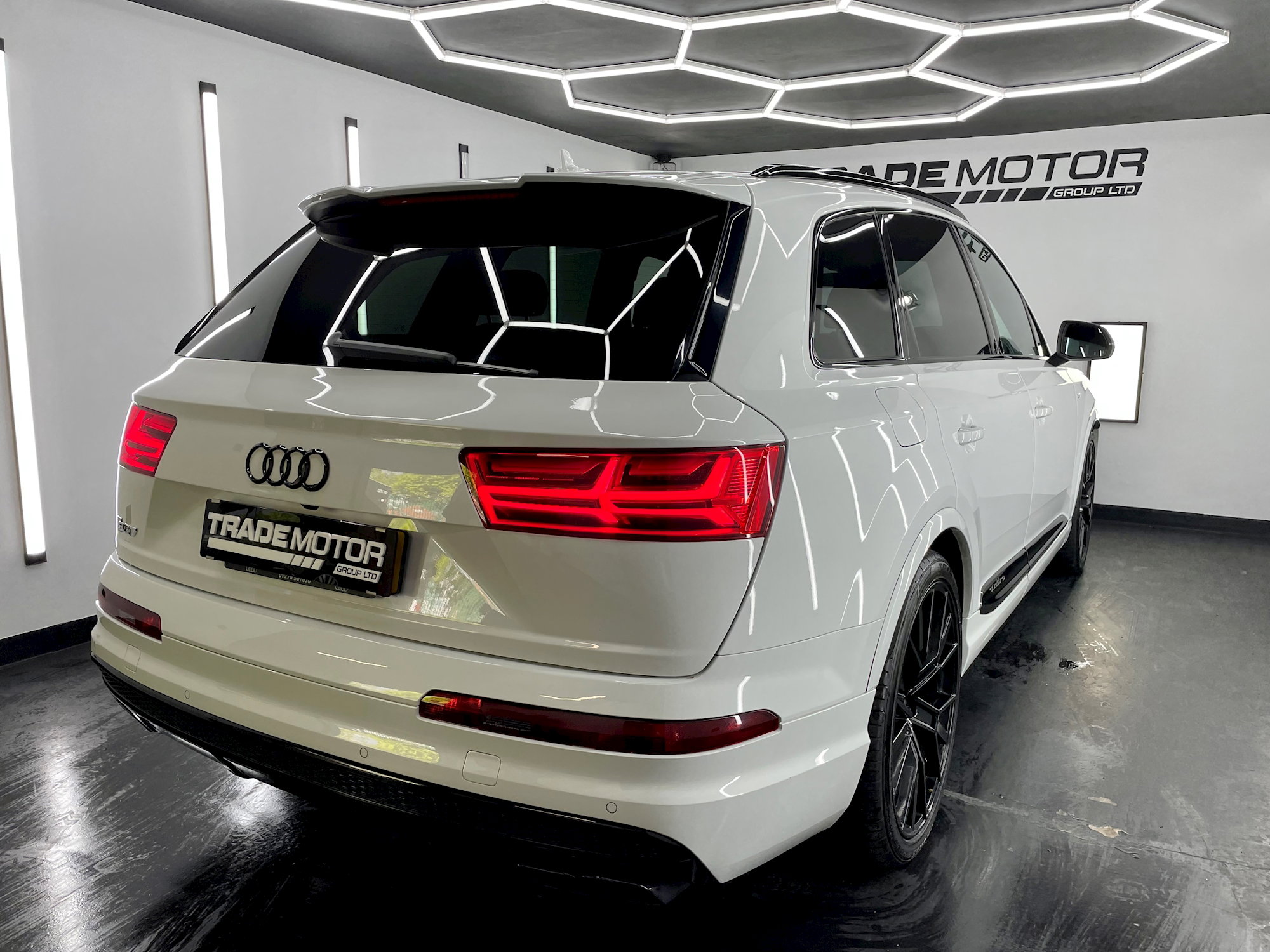 Audi Q7 SQ7 TDI QUATTRO 5dr Semi Automatic 2026
